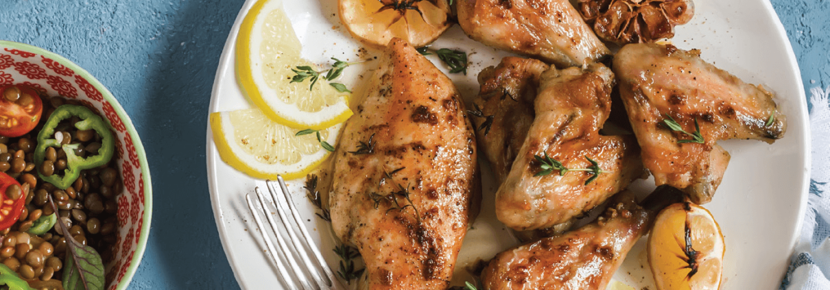 Печено пиле с чесън и билки