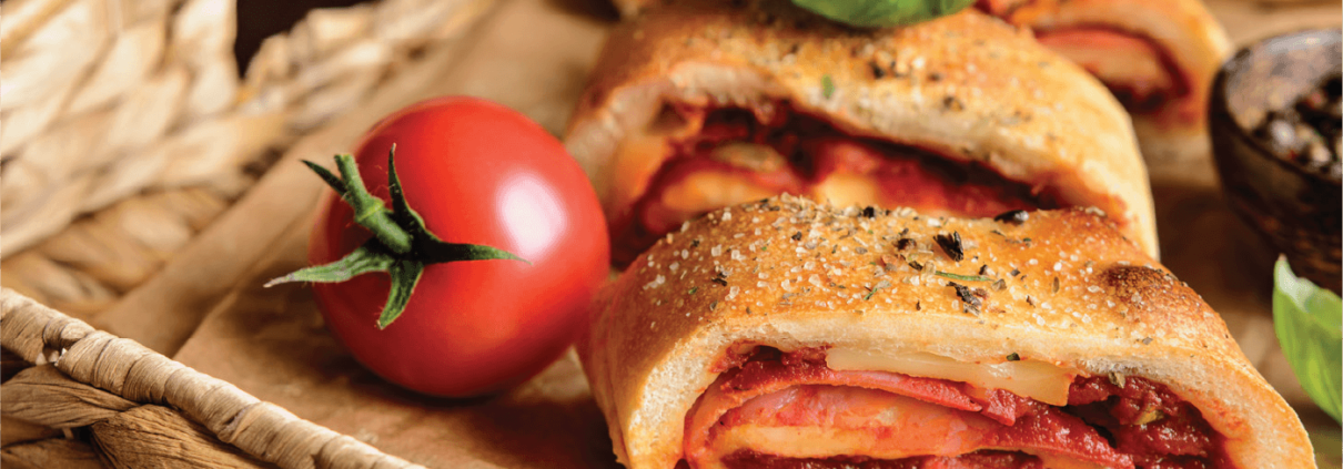 Стромболи с шунка и моцарела